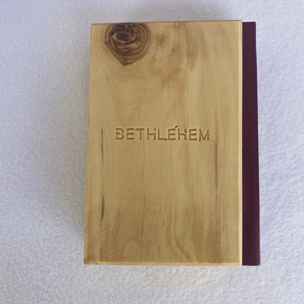 The Holy Bible King James Version Red Letter Edition Bethlehem‎ Olive Wood Cover